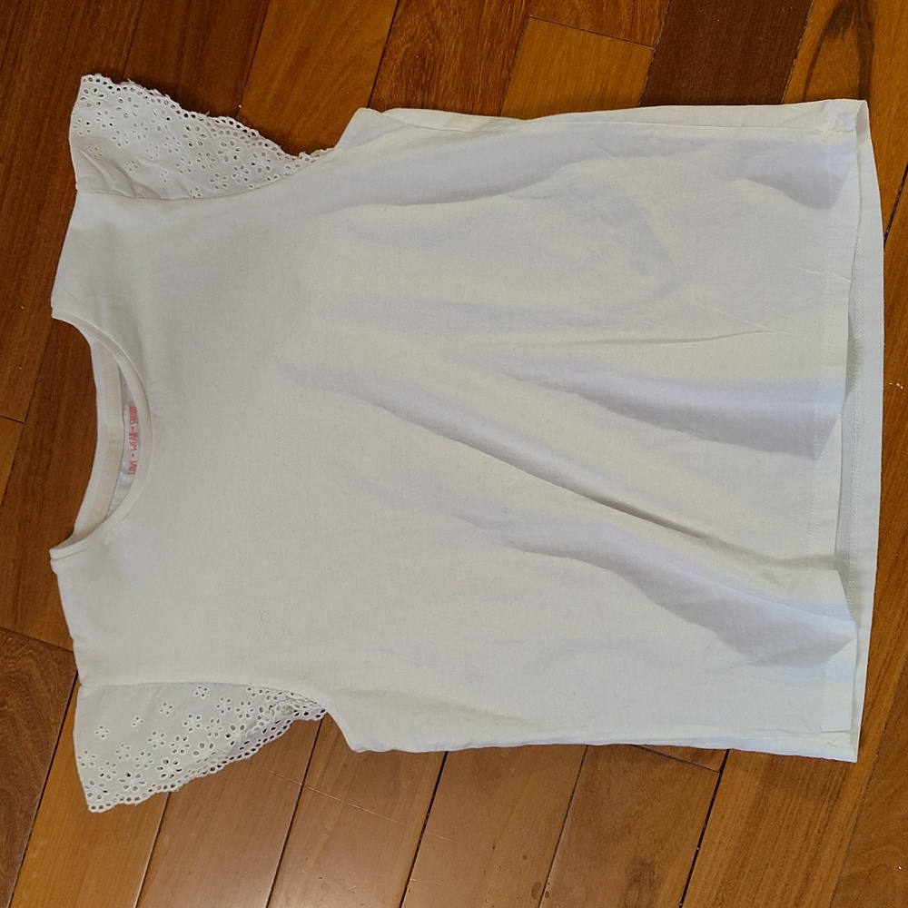 Summer💲2/$20 - F&F Organic Cotton Lace sleeve Top
